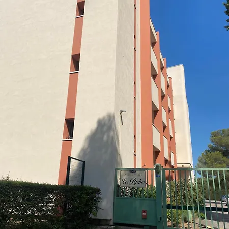 Bord De Boulouris A Raphael *